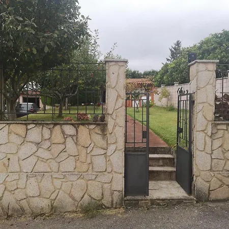 Casita Con Jardin Cerca De La Playa Feriehus